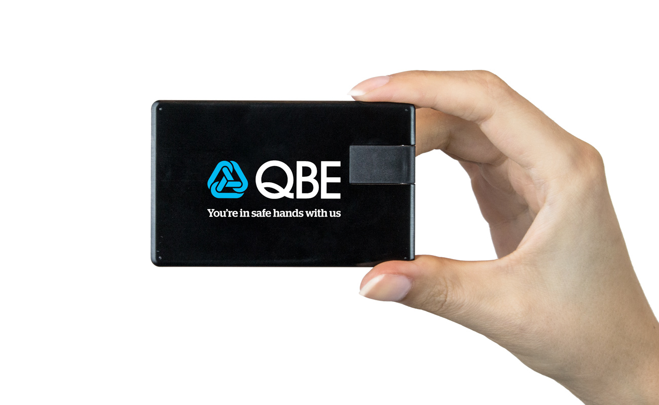 Alloy - Pendrive Tarjeta Personalizada gallery thumbnail