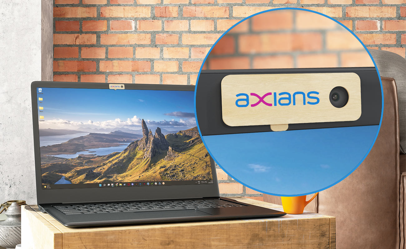 Canopy - Tapas Webcam de madera con logo  gallery thumbnail