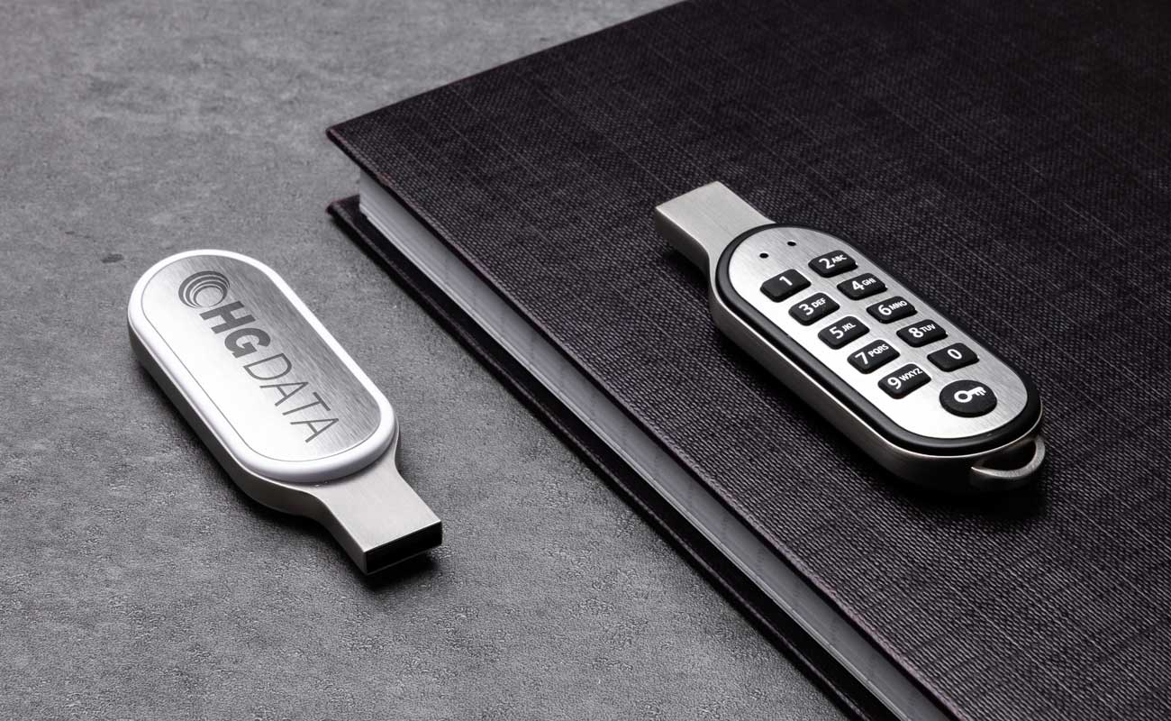 Code - Usb con Pin Logo gallery thumbnail