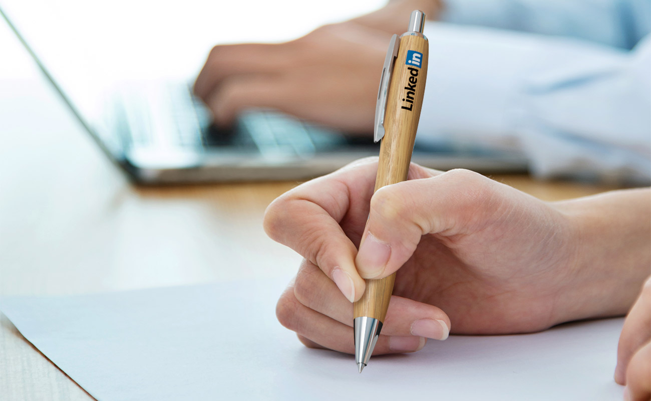 Contour - Bolígrafos de bambú con Logotipo gallery thumbnail