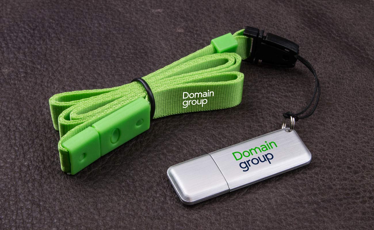 Halo - Pendrives promocionales con luz LED gallery thumbnail