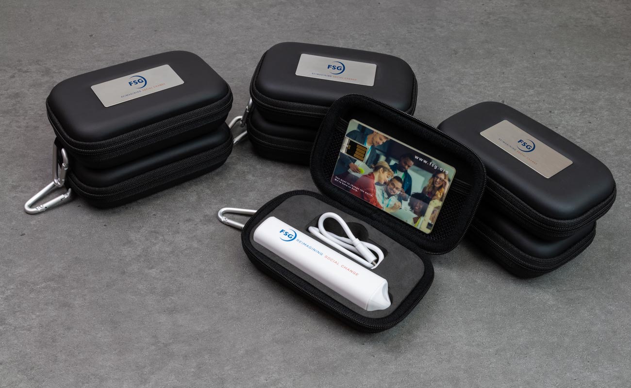 Impact S - Packs de merchandising con Logotipo gallery thumbnail