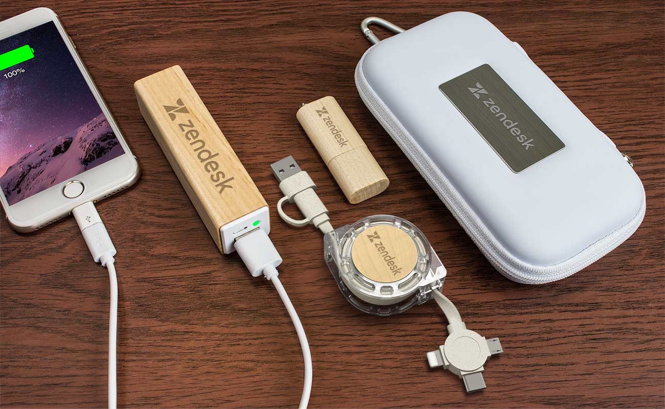 Maple M - Packs de merchandising Promocionales con su Logo gallery thumbnail