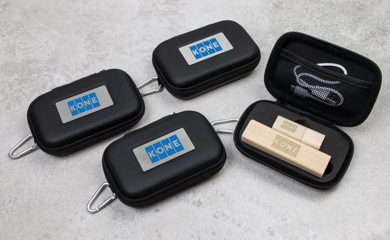 Maple S - Packs de merchandising Promocionales con su Logo gallery thumbnail