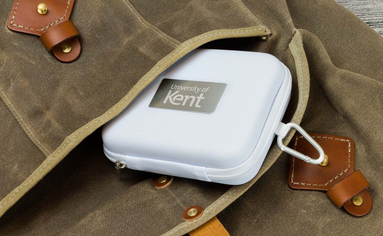 Metal L - Packs de merchandising Promocionales Empresa gallery thumbnail