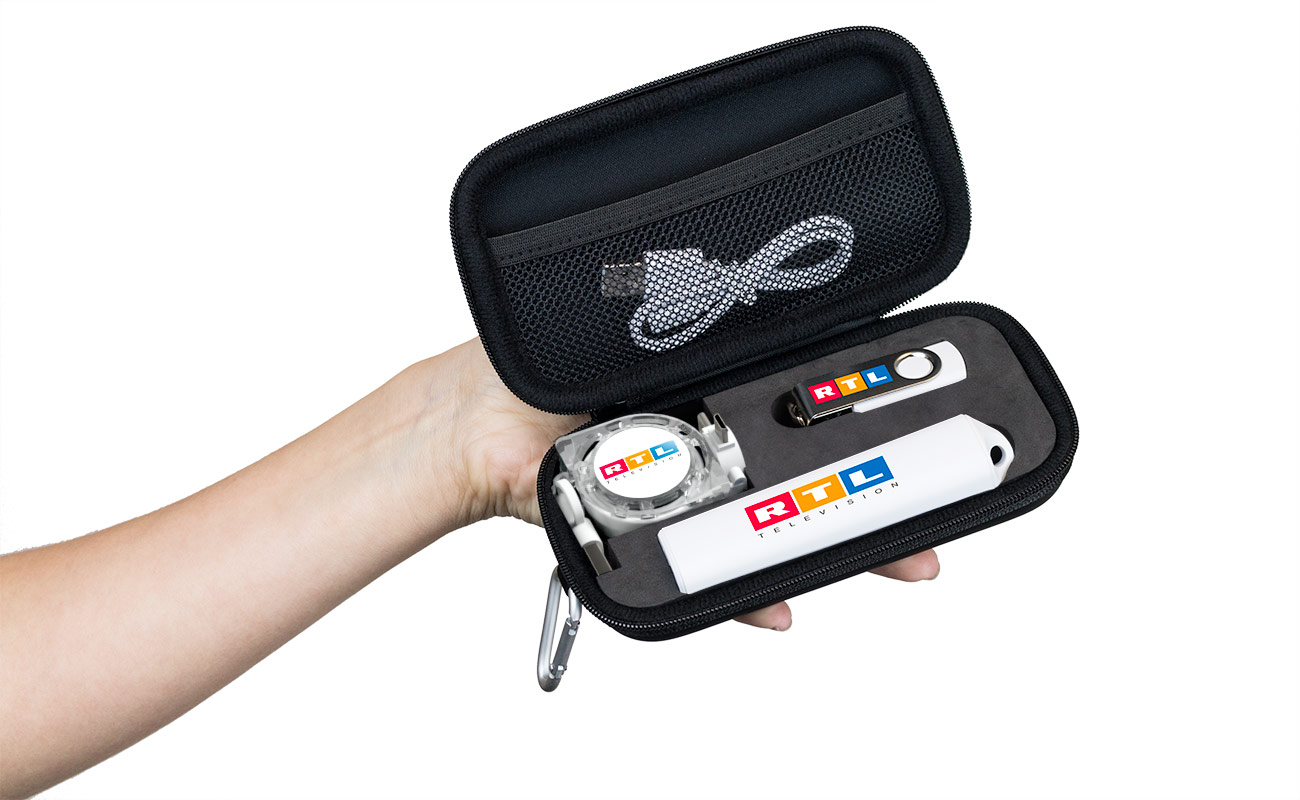 Pure M - Packs de merchandising Promocionales con su Logo gallery thumbnail