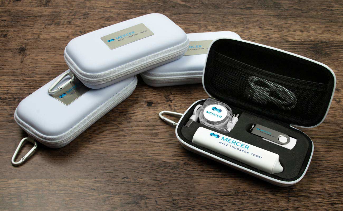 Pure M - Packs de merchandising Personalizadas con Su Logo gallery thumbnail