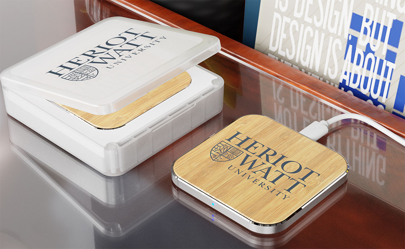 Savanna - Cargador inalámbrico Qi de bambú con logotipo gallery thumbnail