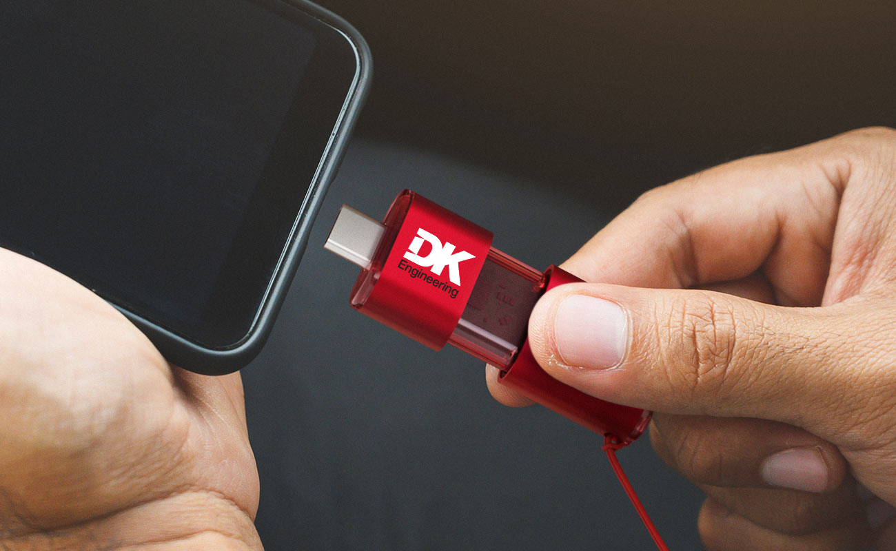 Shift - Pendrive Personalizados con USB-C gallery thumbnail