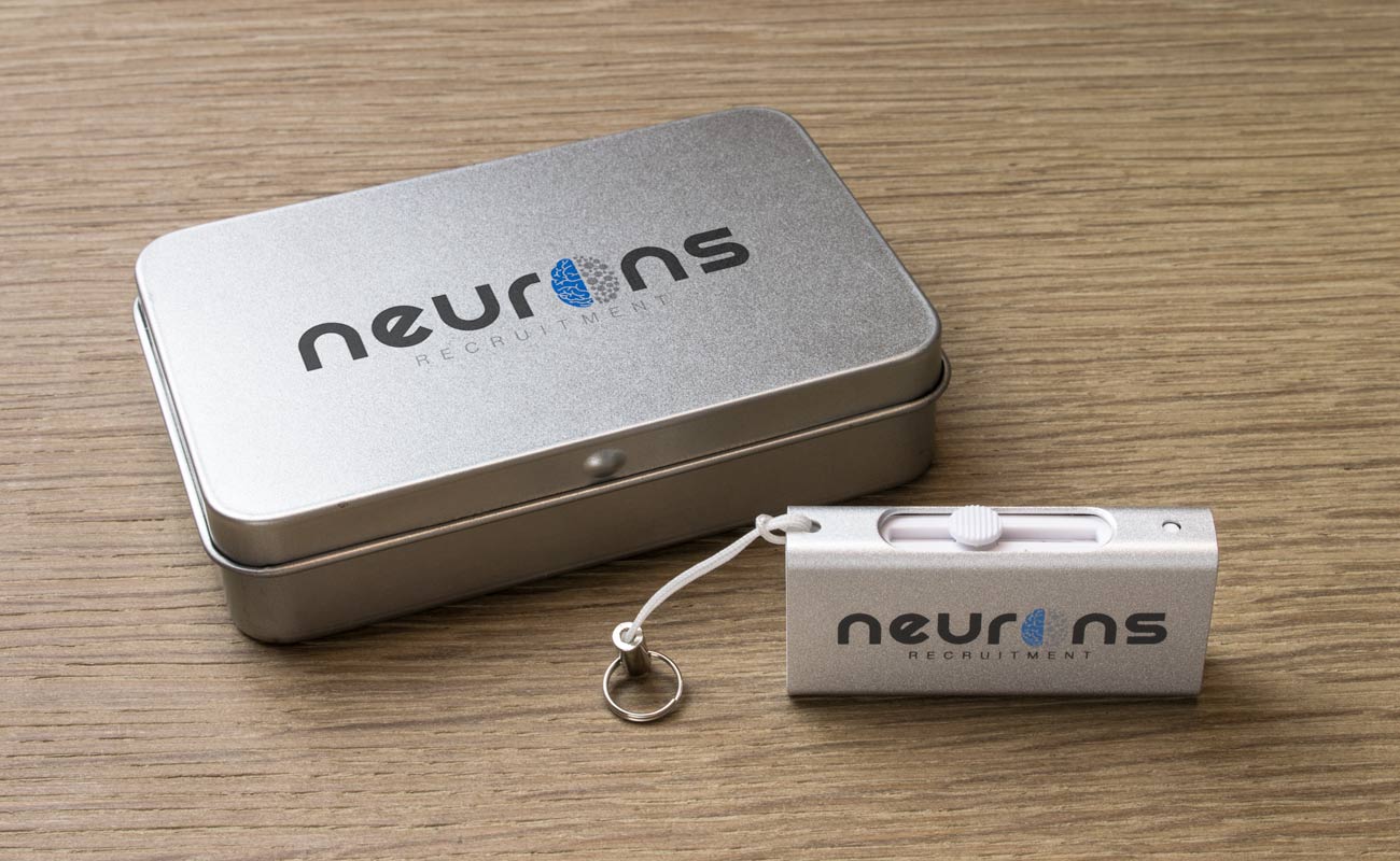 Slide - USB Personalizado con USB-C gallery thumbnail