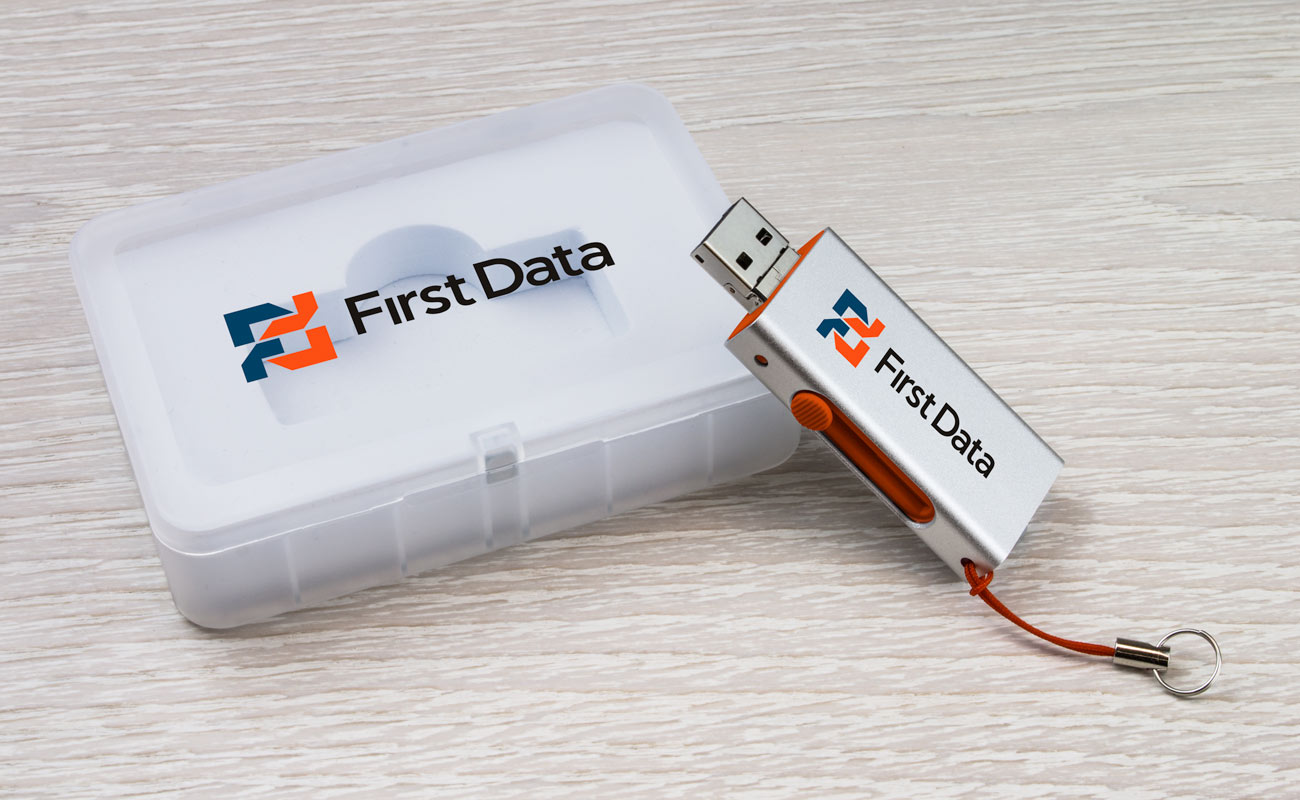 Slide - Memoria USB Personalizada con USB-C gallery thumbnail