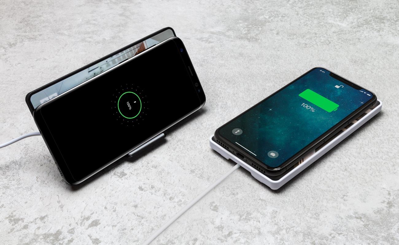 Stand - Cargadores Inalámbrico Personalizados Precios gallery thumbnail