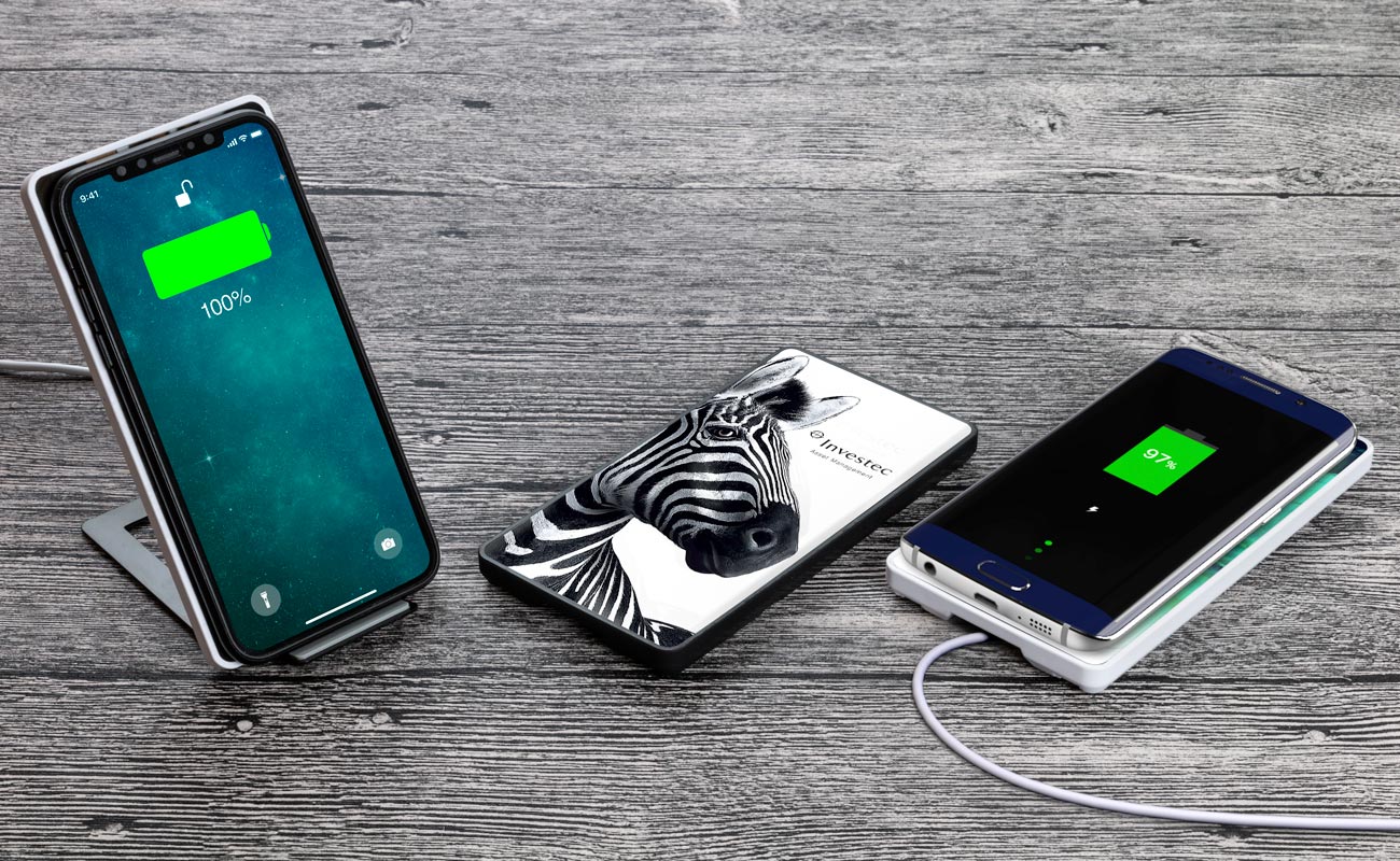 Stand - Cargadores Inalámbrico Personalizados Madrid gallery thumbnail