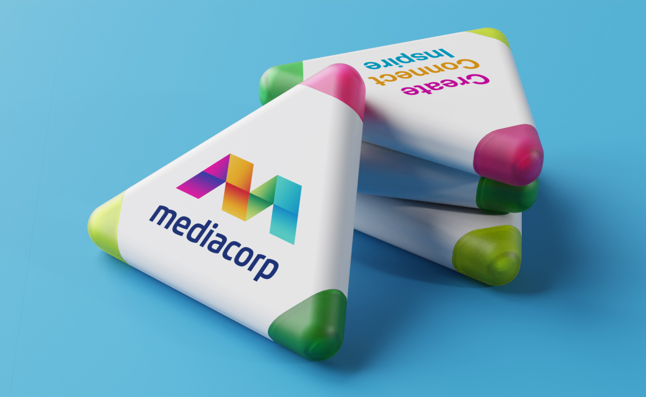 Triple - Bolígrafos personalizados con su logo gallery thumbnail