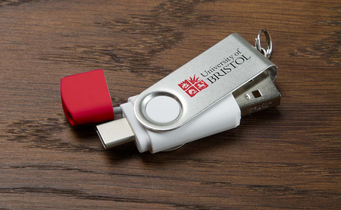 Twister Go - Memoria USB Personalizada con USB-C gallery thumbnail