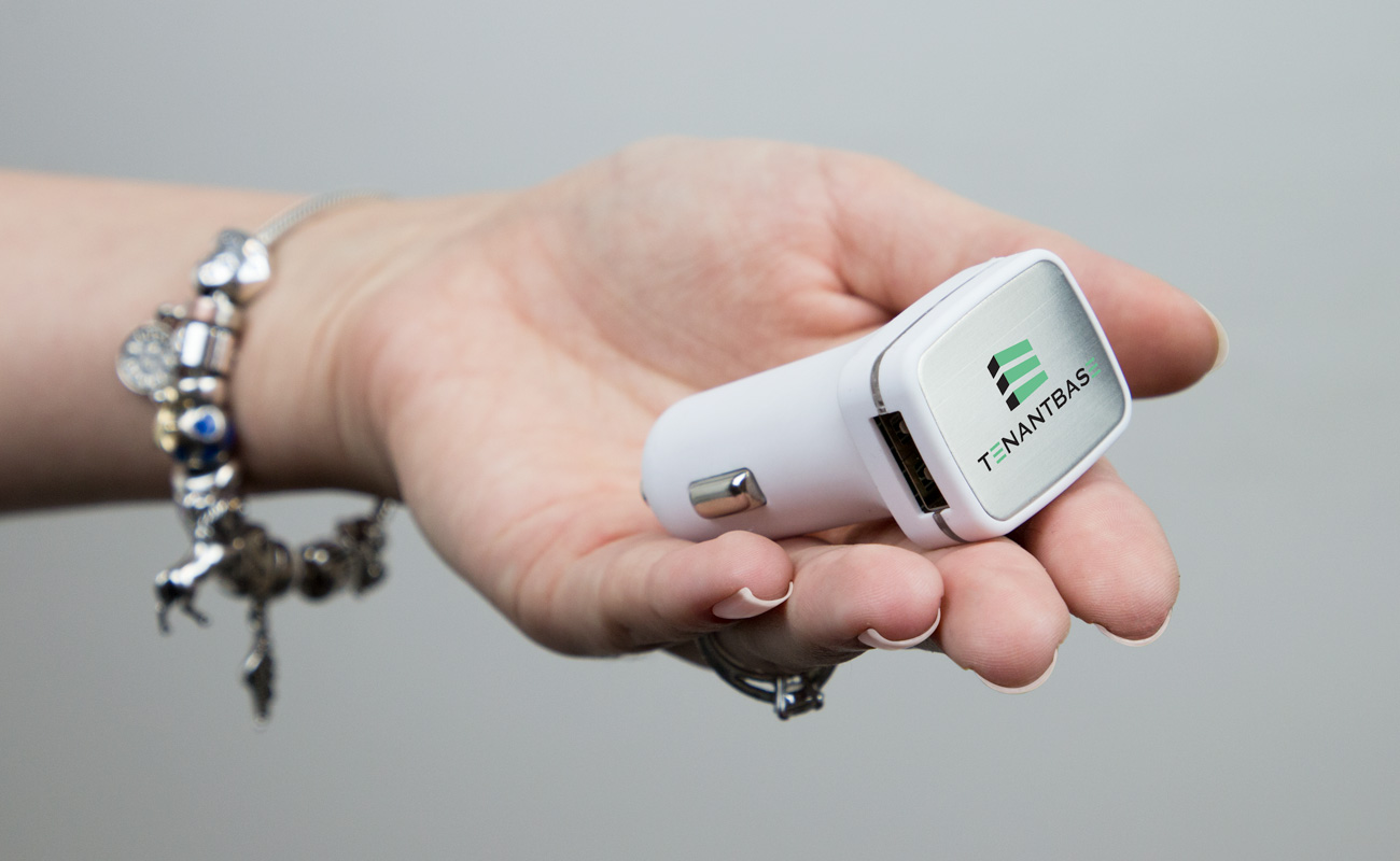 Zip - Cargadores de Coche USB Personalizables gallery thumbnail